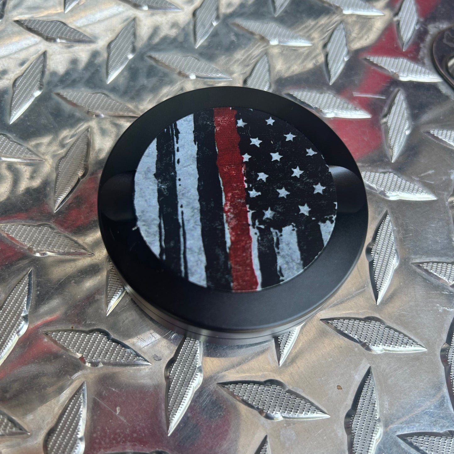 Redline Metal Tin